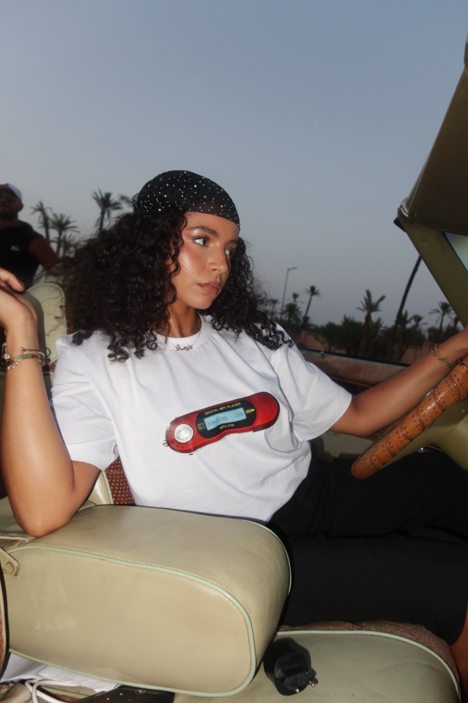 White tee on campaign